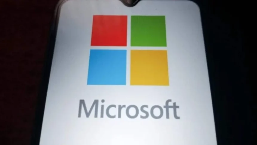 Como Deslogar Conta Microsoft De Outros Dispositivos? (Imagem: Faqih Al Kautsar/Shutterstock)