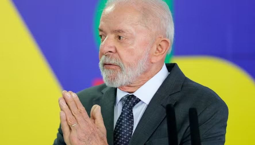 Lula-Coletiva-Planalto-0306-B.jpeg