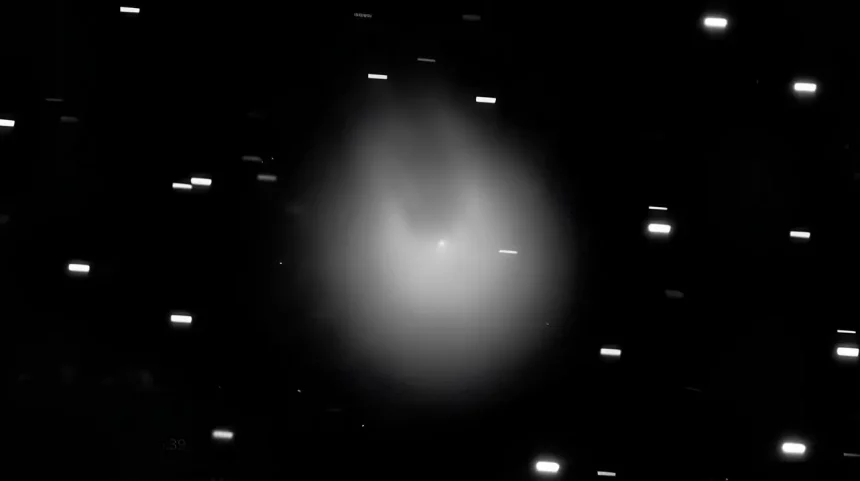 Cometa 12P/Pons-Brooks, Que Ficou Conhecido Em 2024 Como “Cometa Do Diabo”. Crédito: Comet Chasers/Faulkes Telescope Project/Las Cumbres Observatory