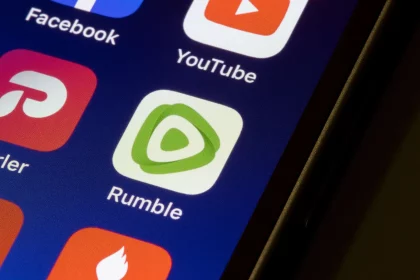 Rede Social Deixou De Cumprir Ordens Do Supremo (Imagem: Tada Images/Shutterstock)