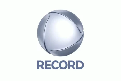 Calcinha No Banheiro Masculino Da Record Causa Alvoroço Nos Corredores. ​