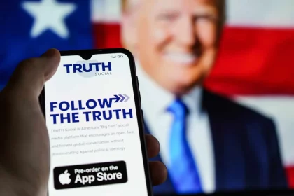 Aplicativo Foi Criado Em Resposta Ao Banimento De Trump Das Principais Plataformas (Imagem: Rokas Tenys/Shutterstock)