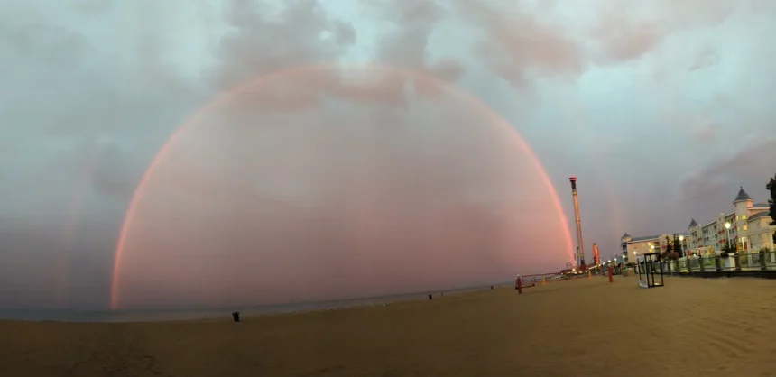 Fenômeno Acontece Quando O Sol Está Baixo No Horizonte, Durante O Nascer Ou O Pôr Do Sol (Imagem: Hannamyluv Heather Rhoades - Own Work, Cc By-Sa 4.0)