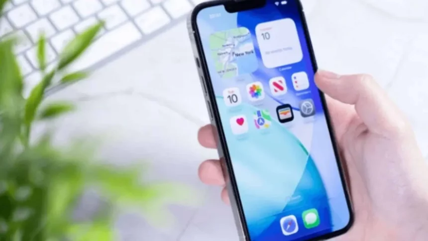 9 Ajustes Importantes Para Fazer No Seu Iphone (Imagem: Aileenchik/Shutterstock)