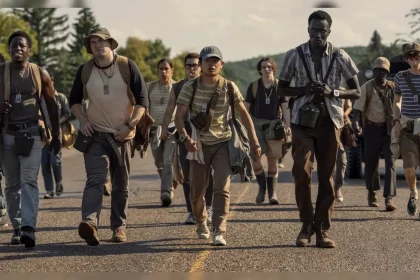 A Longa Marcha: Caminhe Ou Morra: Filme Adapta Livro De Stephen King.