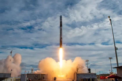Alpha Mede Quase 30 Metros De Altura E É Capaz De Transportar Até 1.030 Kg De Carga Útil (Imagem: Firefly Aerospace/Divulgação)