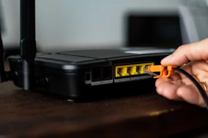 8 Melhores Roteadores Intelbras Para Comprar Em 2025 (Imagem: Rawpixel.com/Freepik)