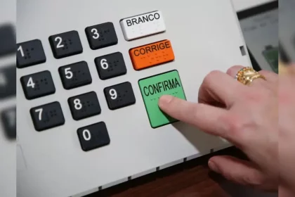 Urna Eletrônica.