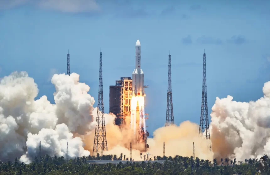 China Investe Em Foguetes Reutilizáveis Para Aumentar Frequência De Lançamento De Satélites (Imagem: Qing-Lin/Shutterstock)