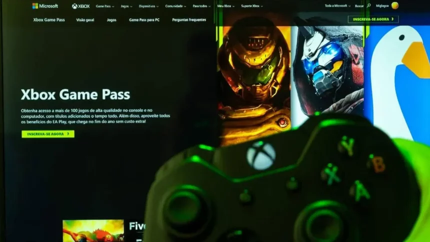 Controle Do Console E Xbox Game Pass Aberto Na Tv - Imagem: Miguel Lagoa/Shutterstock