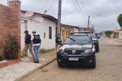Adolescente É Apreendido Após Polícia Encontrar Grande Acervo De Material De Pornografia Infantojuvenil Na Bahia.