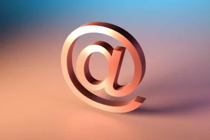 Símbolo Arroba - Imagem: Cagkan Sayin/Shutterstock