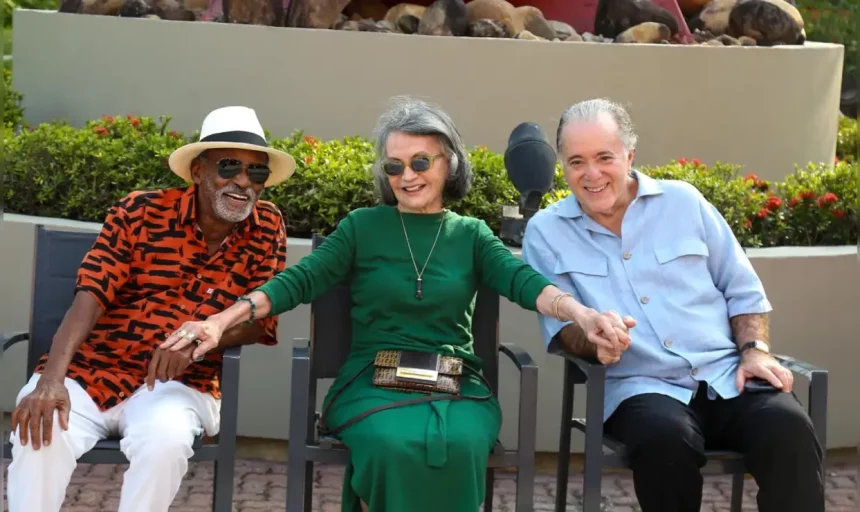 Emissora Prestou Uma Homenagem Especial Para Nomes Como Tony Ramos, Walcyr Carrasco, Fernanda Montenegro E Mais.