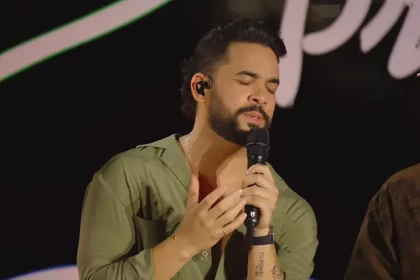 João Gomes E Henry Freitas Abalam Corações Em Novo Álbum; Confira. ​