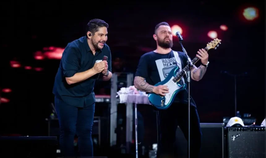 Dupla Sertaneja Decidiu Fazer Pausa Na Carreira Após Comemorações Dos 20 Anos De Carreira. Cadu Fernandes