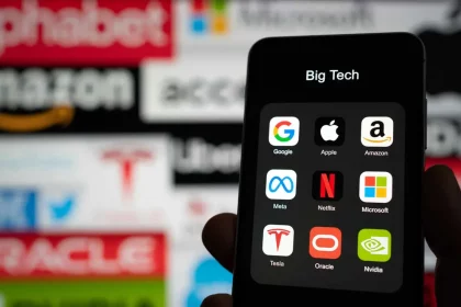 Executivo Da Apple Responsável Por Ia Tipo Chatgpt Deixa Empresa Rumo À Meta (Imagem: Gguy / Shutterstock)