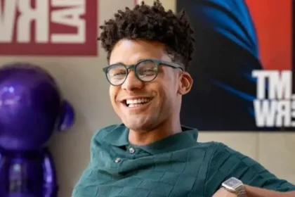 Lucas Leto Mostra Novo Talento E Dá Pistas De Próximo Trabalho.
