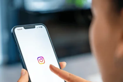 Mark Zuckerberg Cria Opo No Instagram Para Adolescentes. Mtodo Tem O Objetivo De Trazer Mais Segurança Para País E Filhos (Reprodução: Shuterstock: Tatiana Diuvbanova) Mark Zuckerberg Cria Opo No Instagram Para Adolescentes. Mtodo Tem O Objetivo De Trazer Mais Segurança Para País E Filhos (Reprodução: Shuterstock: Tatiana Diuvbanova)