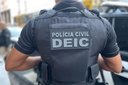 Mulher Ainda Foi Derrubada Por Ex Que Estava De Moto.