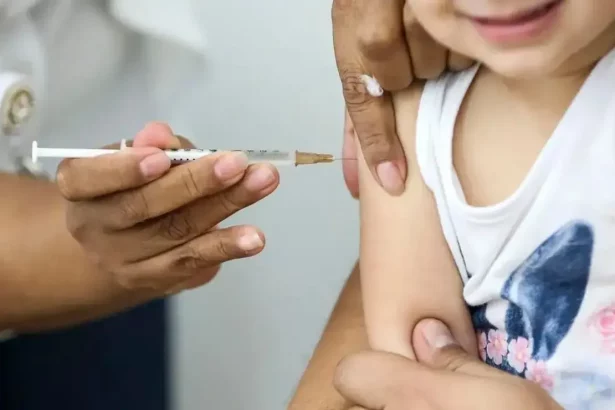 Feira De Santana Reforça Vacinas Após Bahia Liderar Casos De Catapora. Ketheleen Serra
