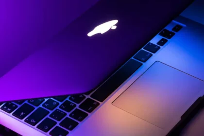 Macbook Via Dmitry Chernyshov/Unsplash Macbook Via Dmitry Chernyshov/Unsplash