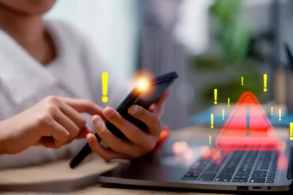 Apple Notifica Engenheiro Alvo De Spyware Em Iphone (Imagem: Family Stock / Shutterstock)