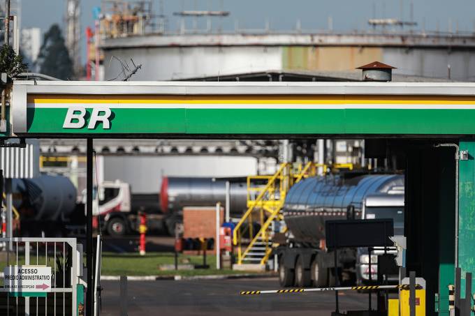 Petrobras Reduz Preço Do Diesel Em 6% E O Da Gasolina Em 3% A Partir Desta Quinta