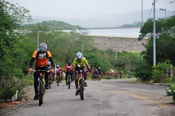 Mais De 750 Ciclistas Participam Do 1º Pedal Sertão: Evento Agitou Centro Histórico De Piranhas