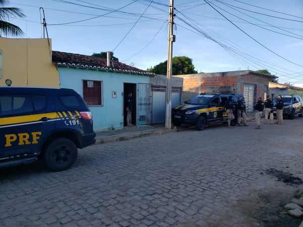 Operação Cumpre Mandados De Prisão, Busca E Apreensão No Norte Da Bahia Contra O Tráfico De Drogas